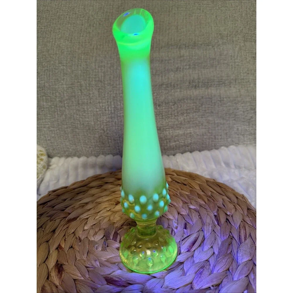 Fenton product glass
